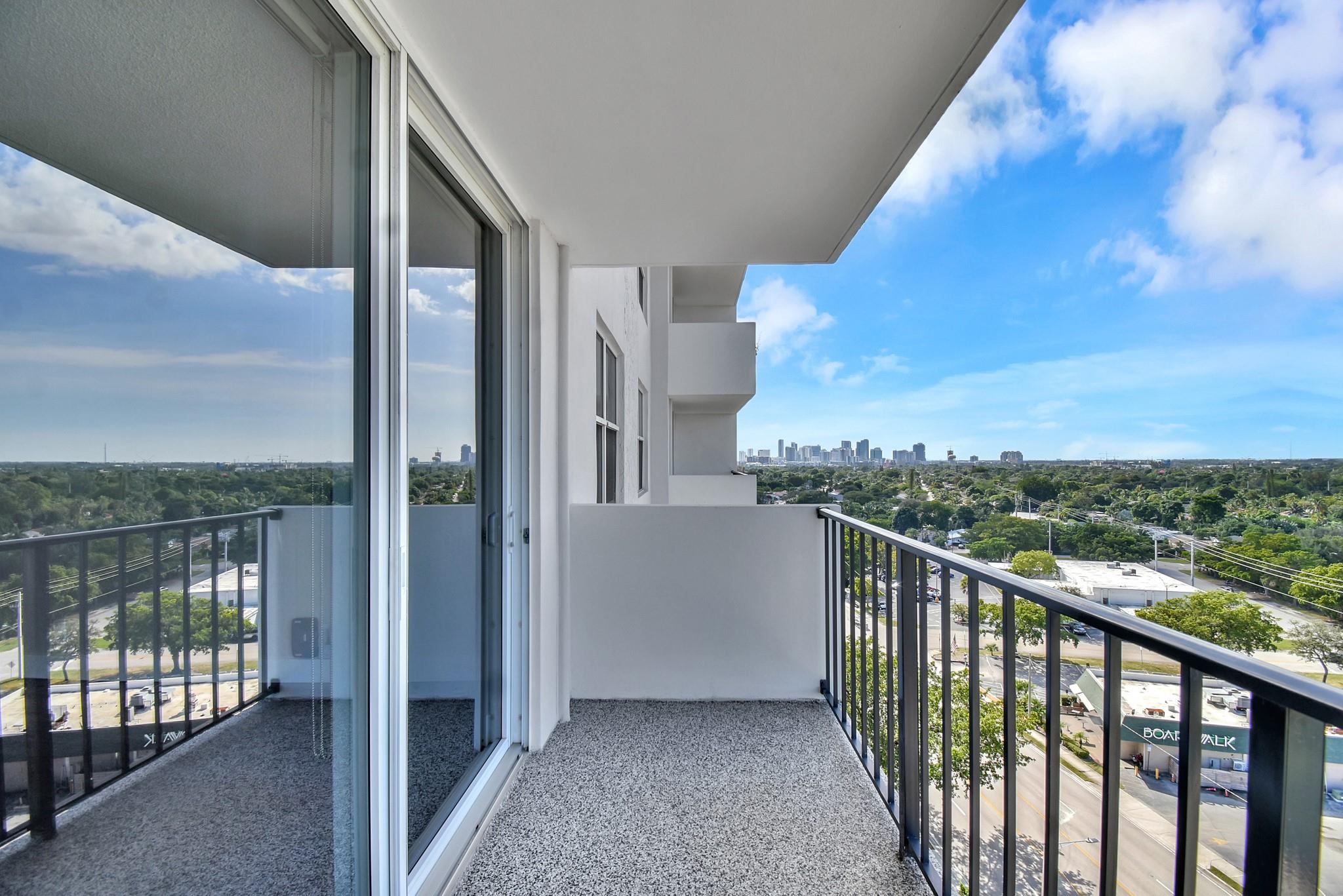 DRAKE TOWER - Residential