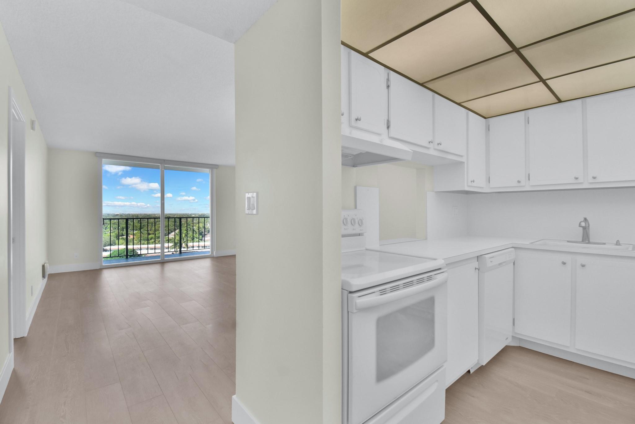 DRAKE TOWER - Residential