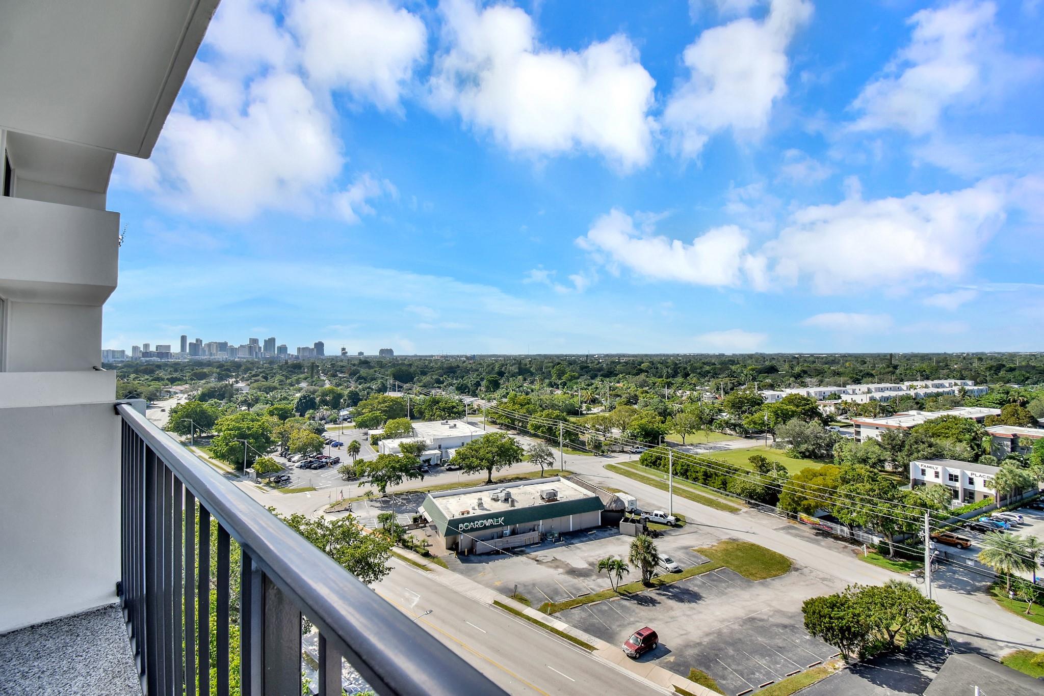 DRAKE TOWER - Residential