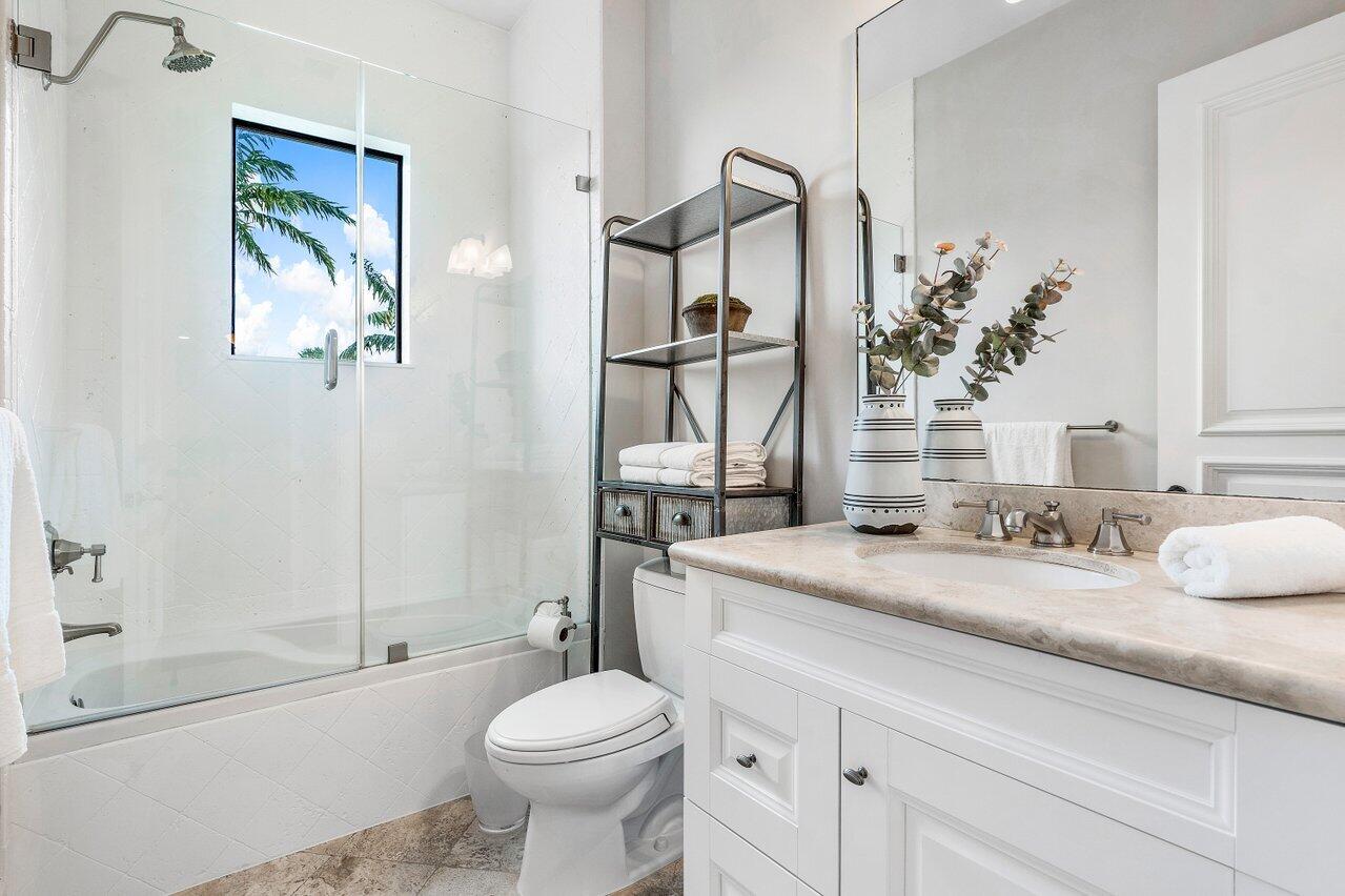 LAKEWOOD - Residential