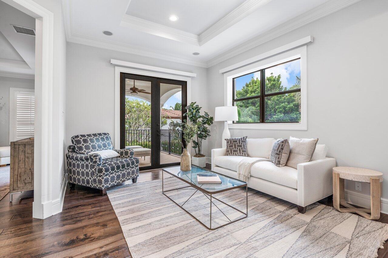 LAKEWOOD - Residential