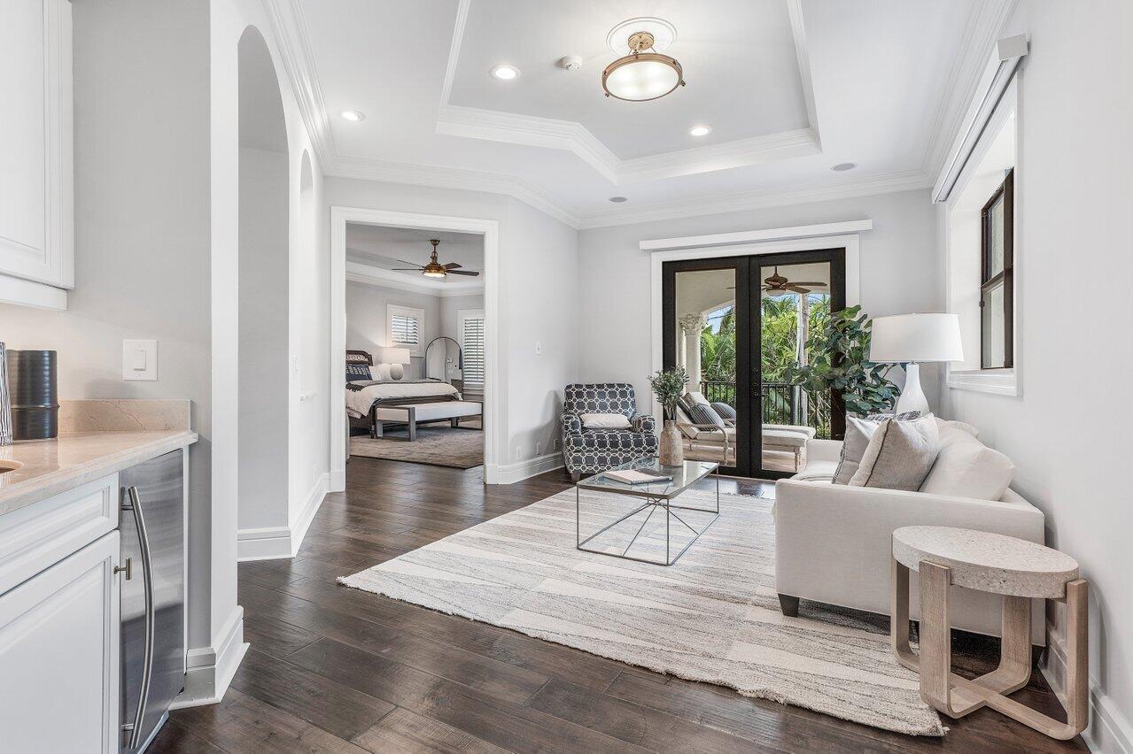 LAKEWOOD - Residential