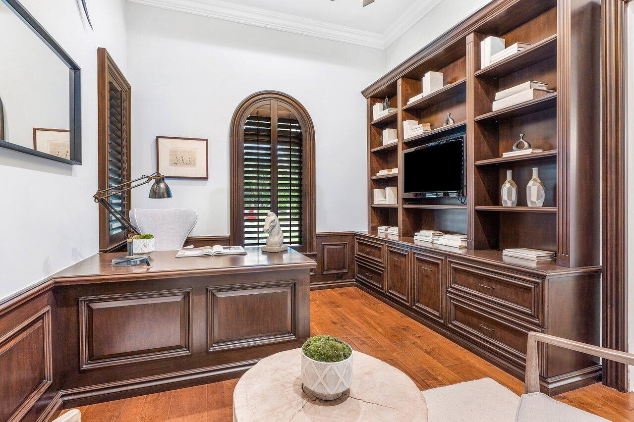 LAKEWOOD - Residential