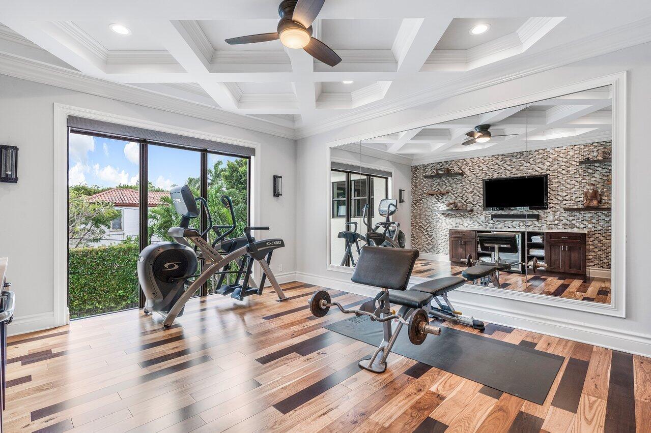 LAKEWOOD - Residential