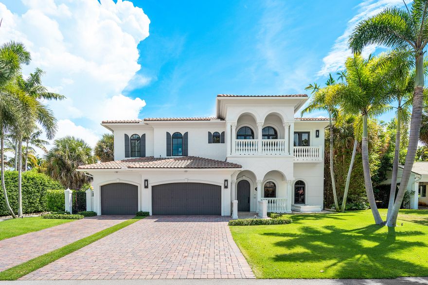 Built in 2008 and three homes from the Intracoastal and South Flagler Dr, 200 Murray Road has 5 bedrooms (all en suite) plus an office, 6.5 baths, and nearly 5,600 square feet of living space. This spectacular home truly leaves no stone unturned, satisfying the most discerning buyer. The home's luxurious features include full impact windows and doors, a three car garage, chef's kitchen, pool, gym, spa like master suite with sitting room and terrace, generator, wine cellar, ability to add an elevator, and much more. The South End Neighborhood, or ''SOSO'' is central to the best that the area has to offer. Ride your bike along Flagler Drive or over the bridge to Palm Beach, a short trip to Worth Avenue. Minutes from the airport, Palm Beach, and downtown West Palm Beach.