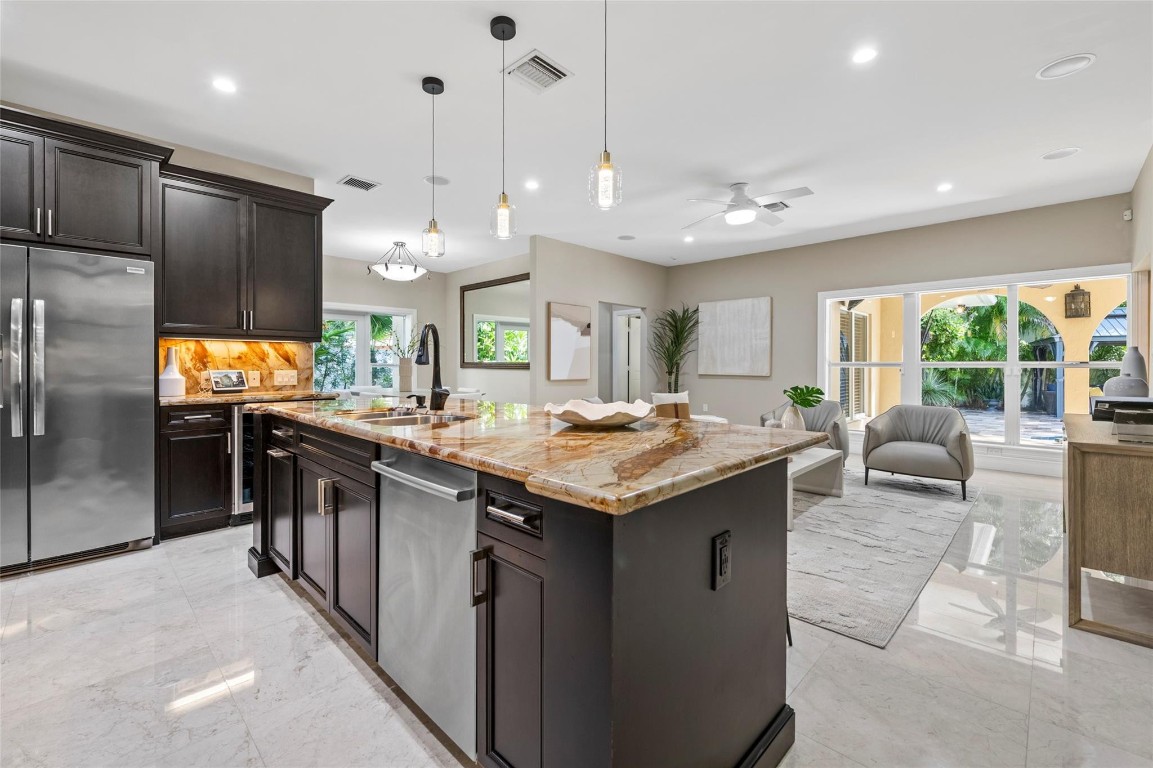 RIO VISTA - Residential