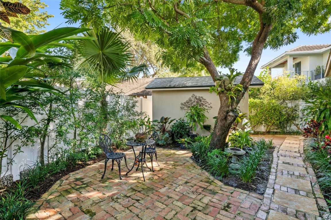 RIO VISTA - Residential