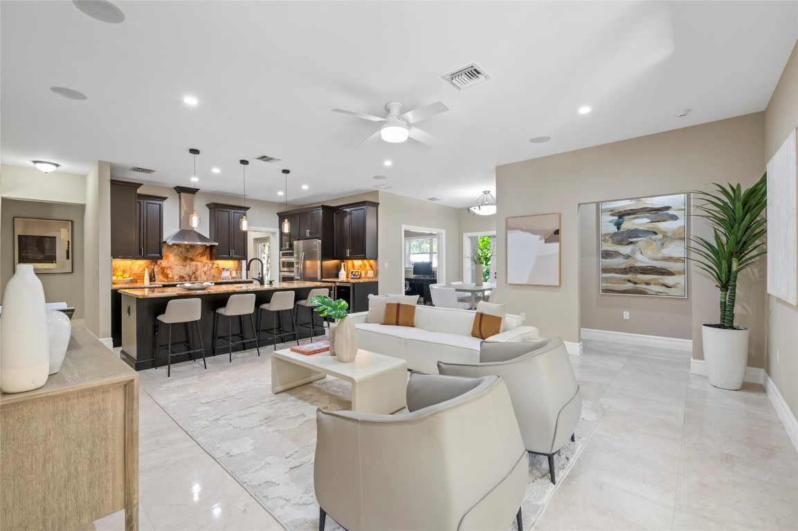 RIO VISTA - Residential