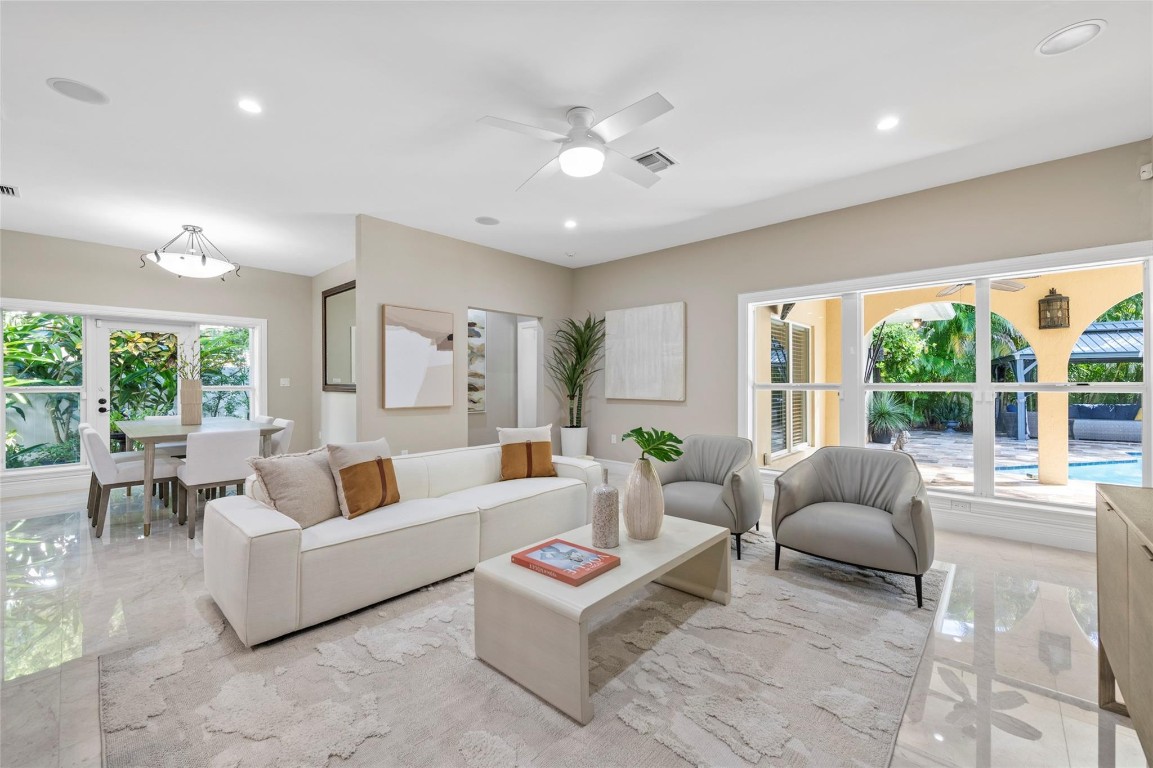 RIO VISTA - Residential