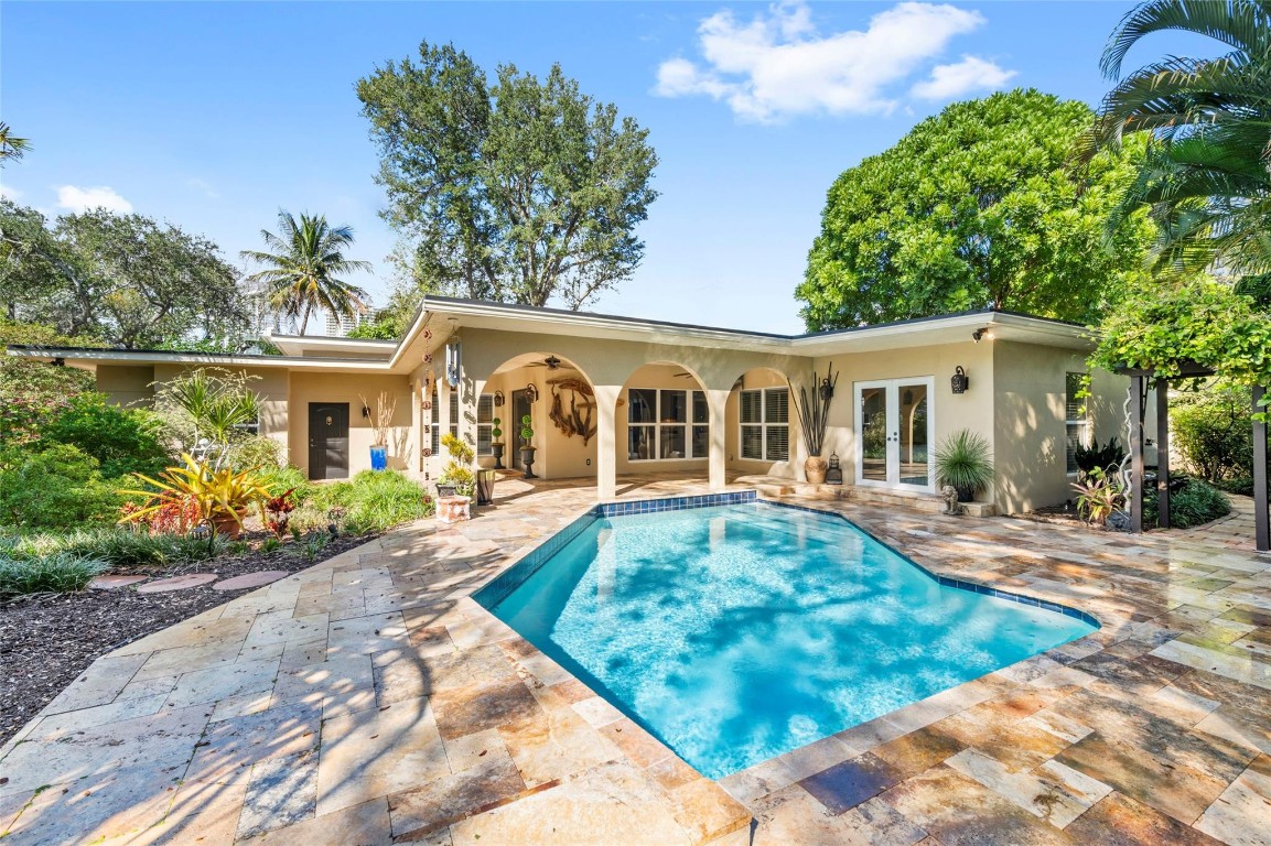 RIO VISTA - Residential