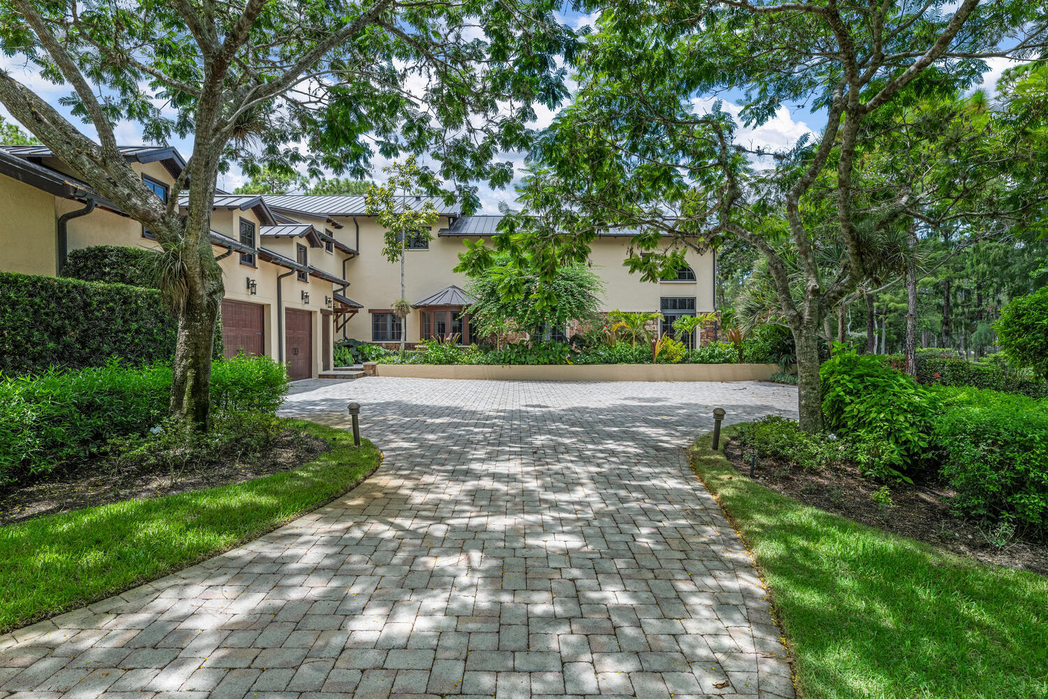 HOMELAND - Residential