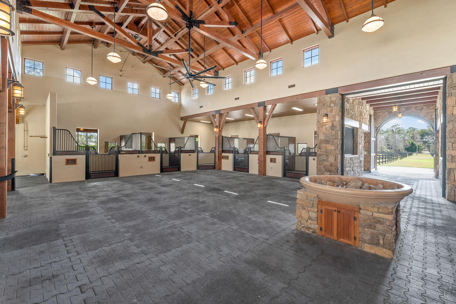 HOMELAND - Residential