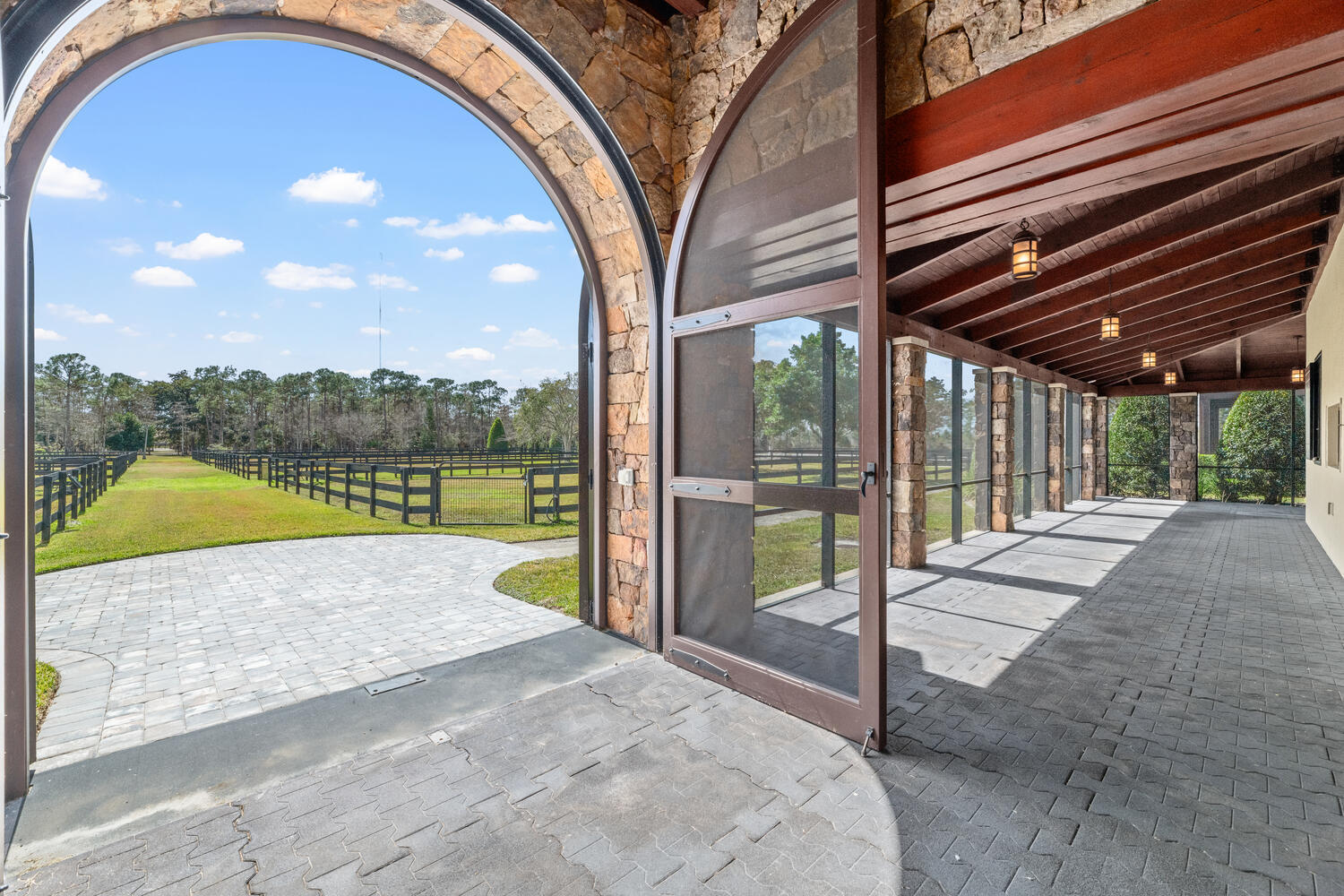 HOMELAND - Residential