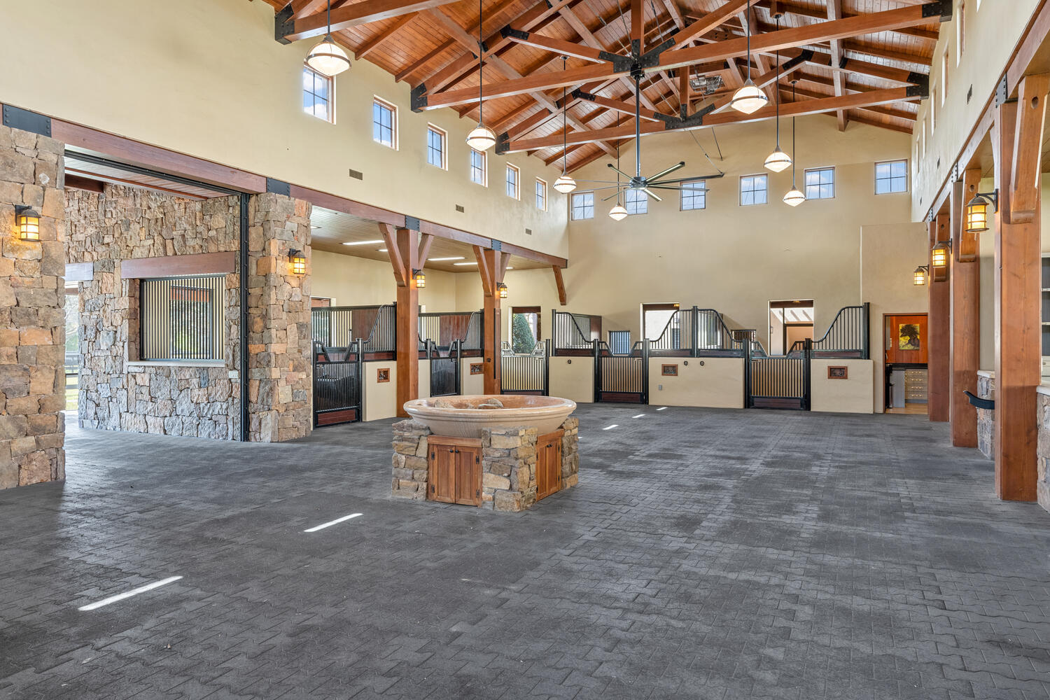 HOMELAND - Residential