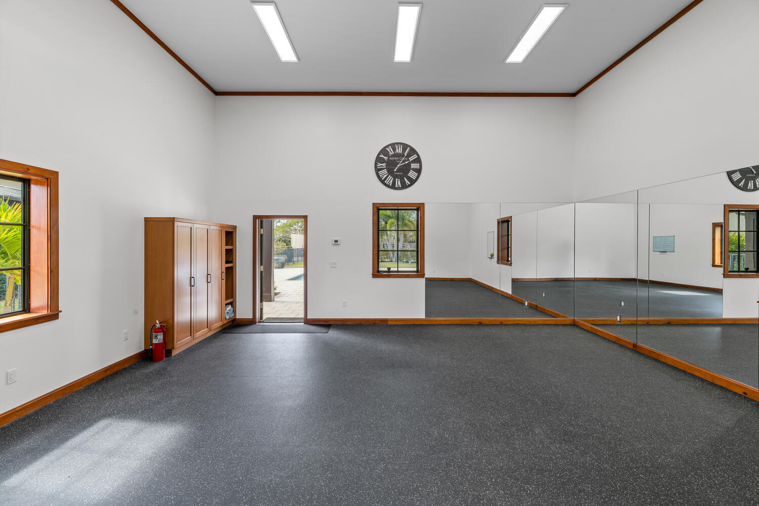 HOMELAND - Residential