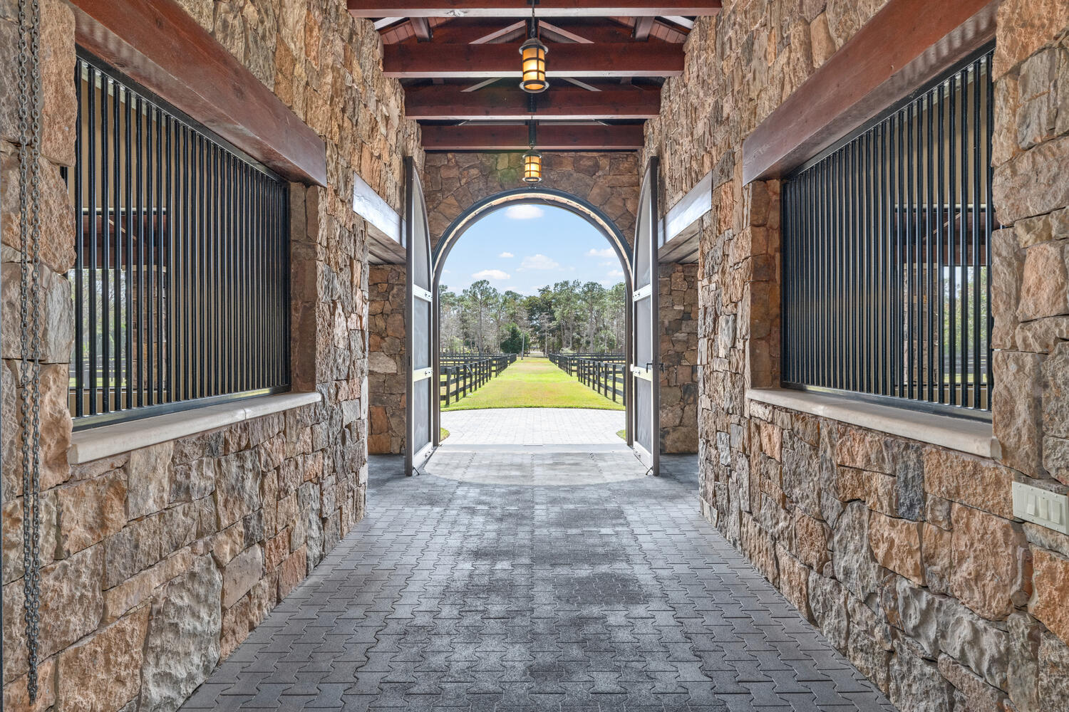 HOMELAND - Residential