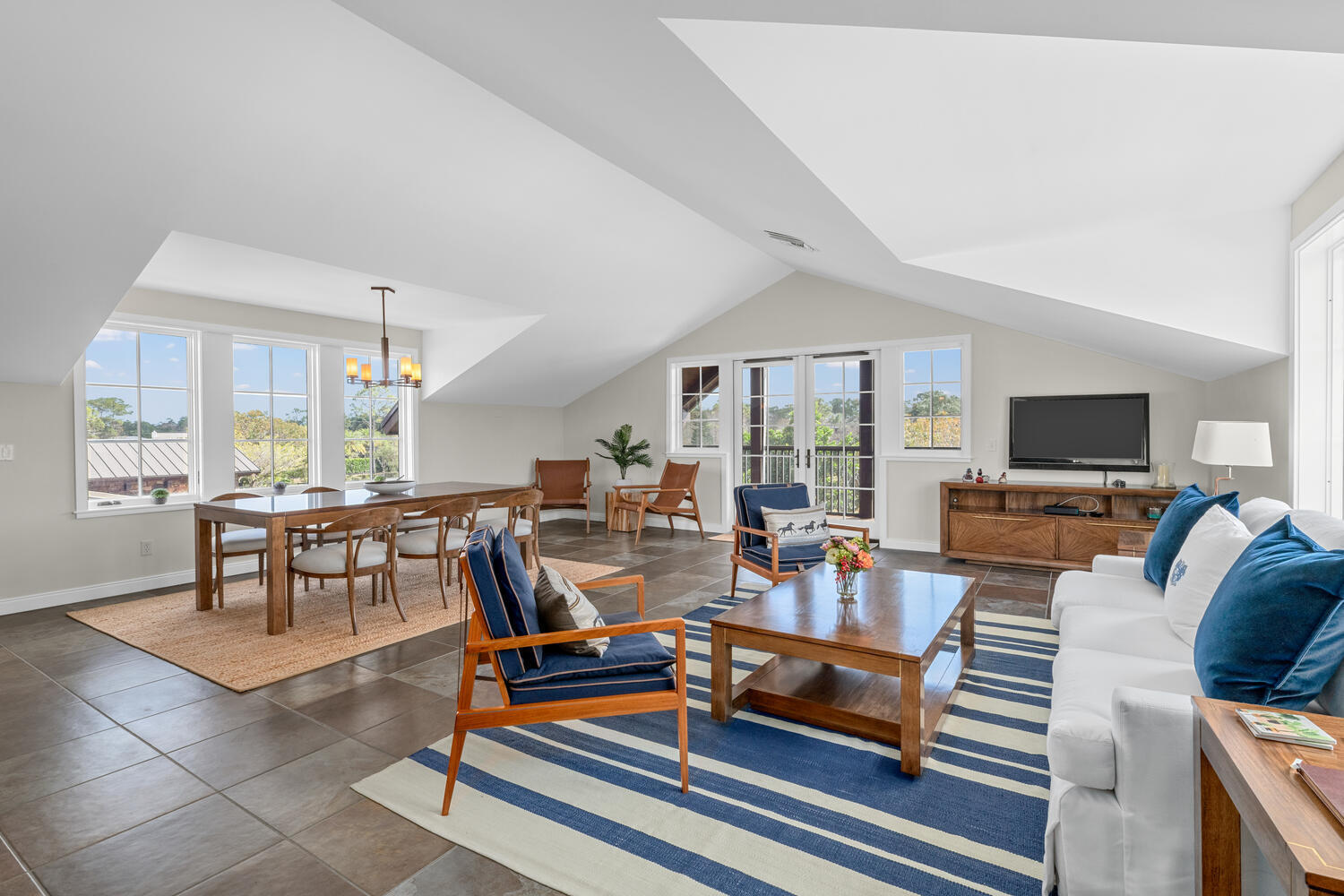 HOMELAND - Residential