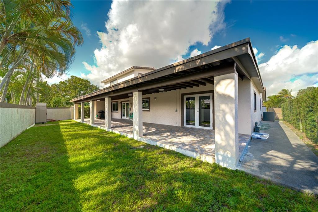 PALM SPRINGS NORTH - Residential