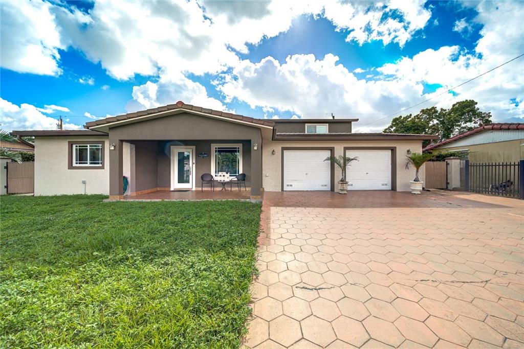 PALM SPRINGS NORTH - Residential