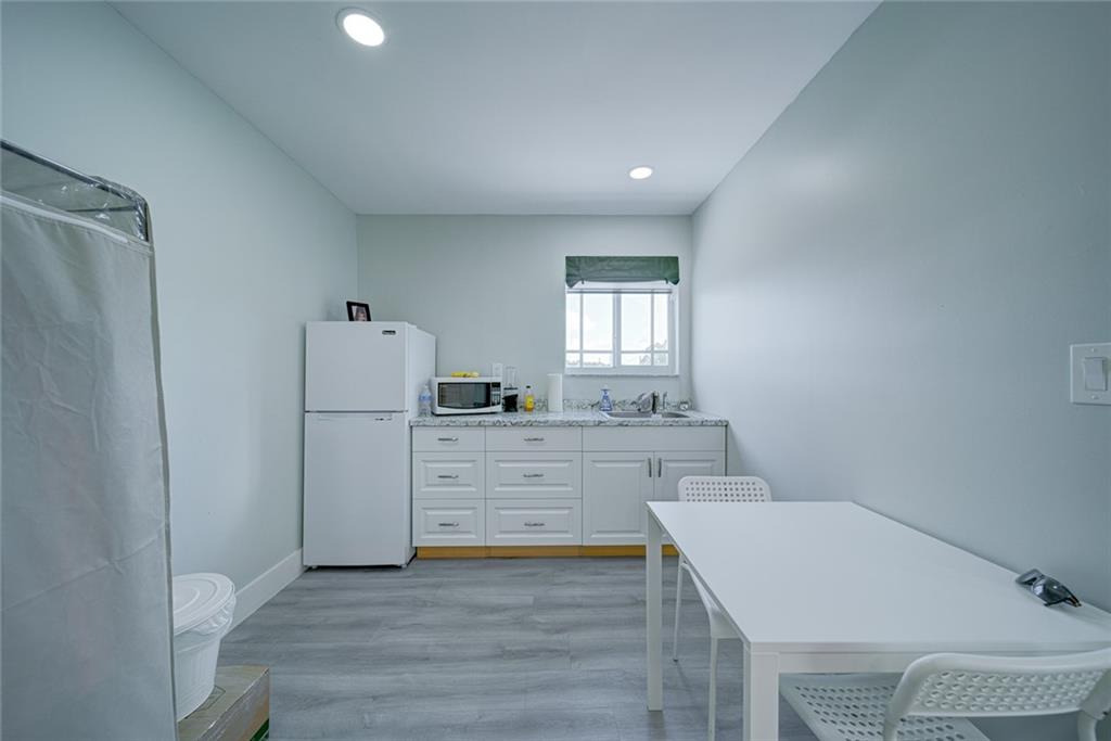 PALM SPRINGS NORTH - Residential