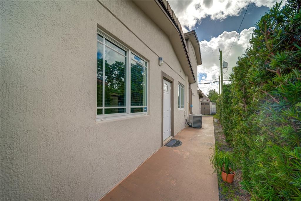 PALM SPRINGS NORTH - Residential