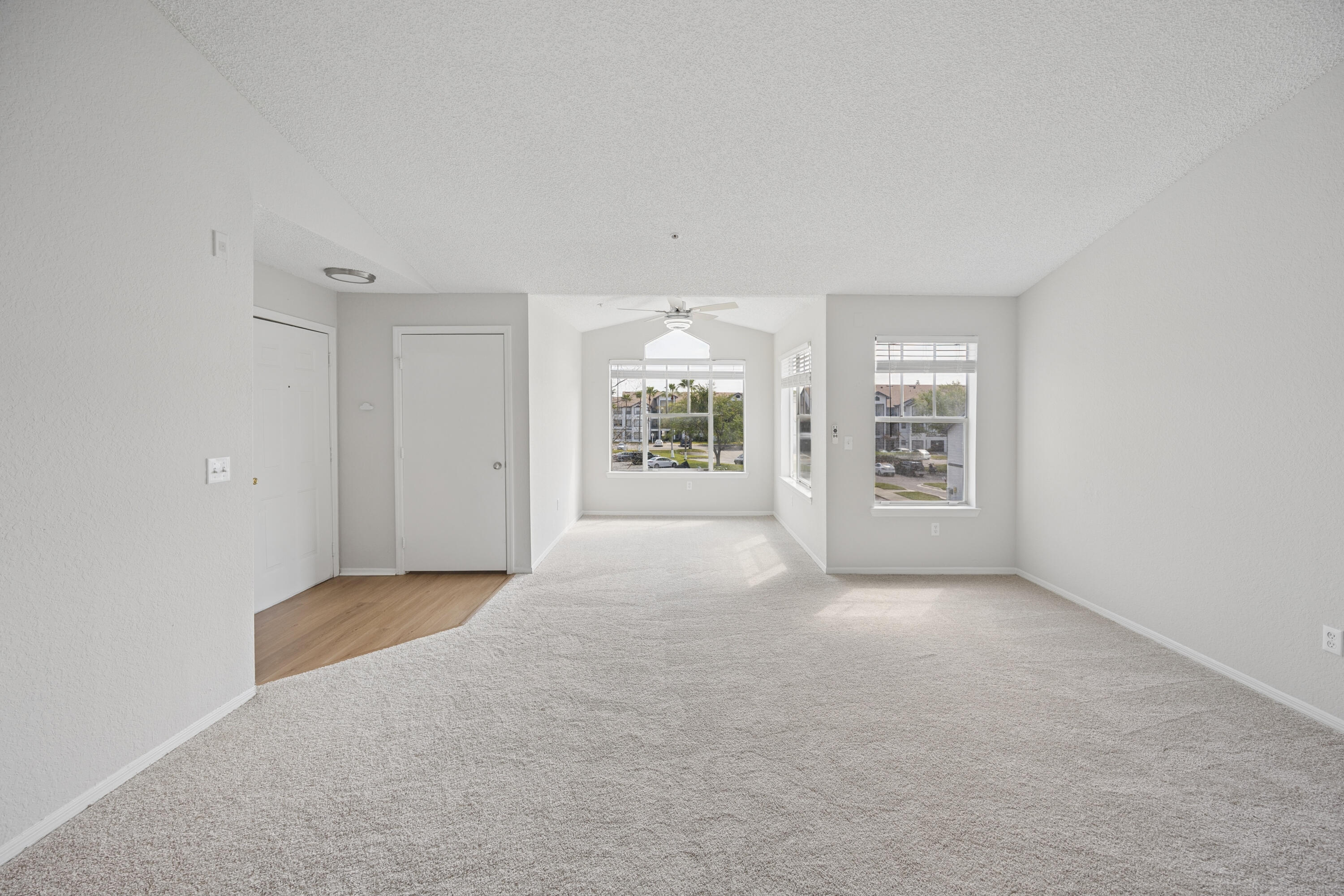 2213 Grand Cayman Court 1135