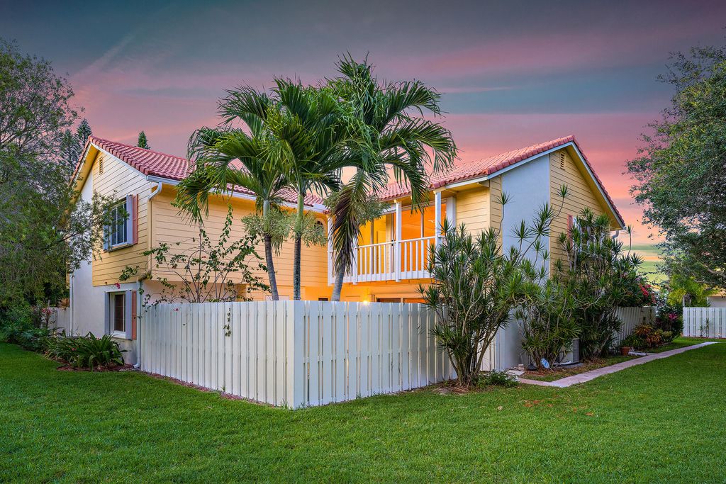 Photo of 246 Seabreeze Circle Cir, Jupiter, FL 33477 (MLS # R10808798)