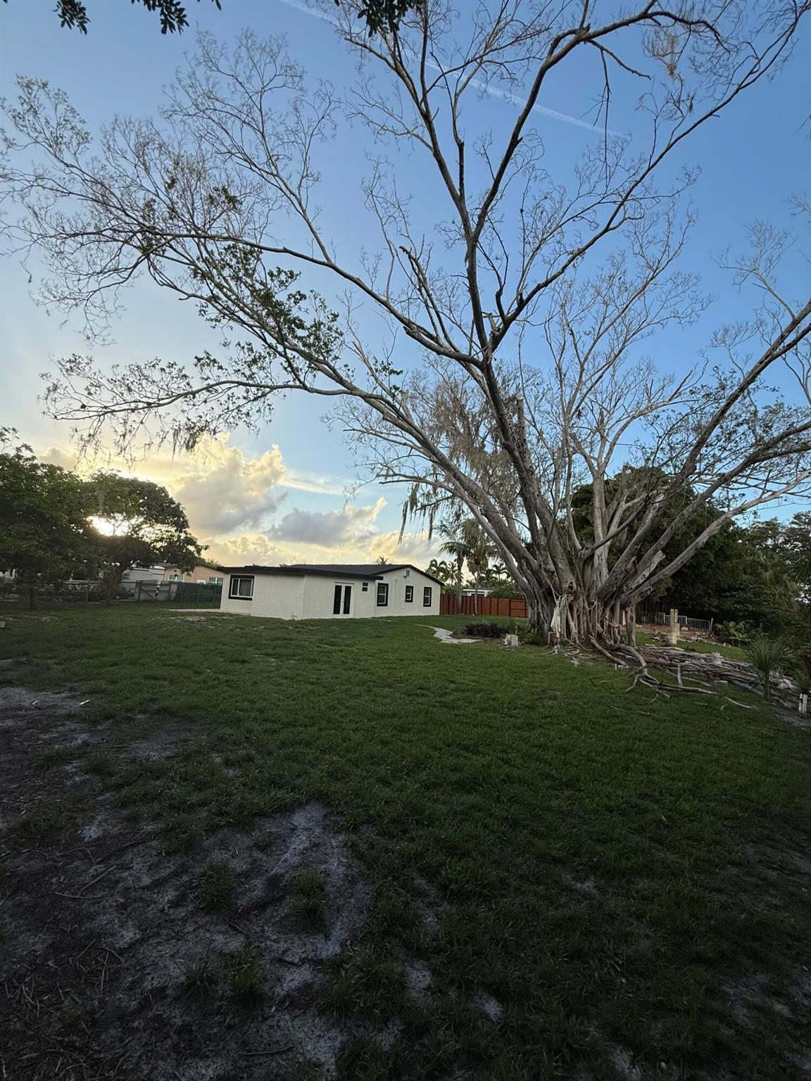 2644 Cherokee Court