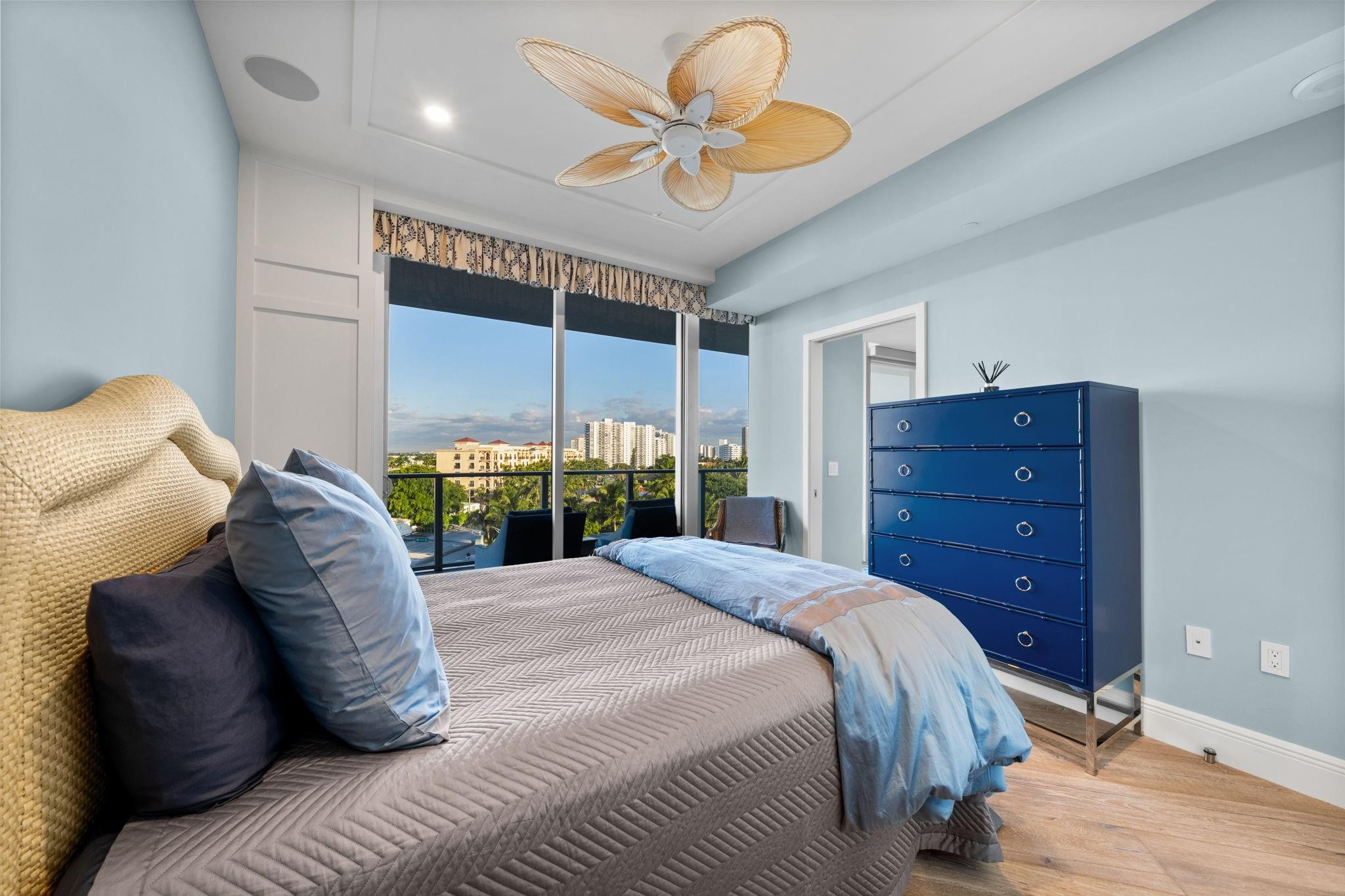 AUBERGE BEACH - Residential