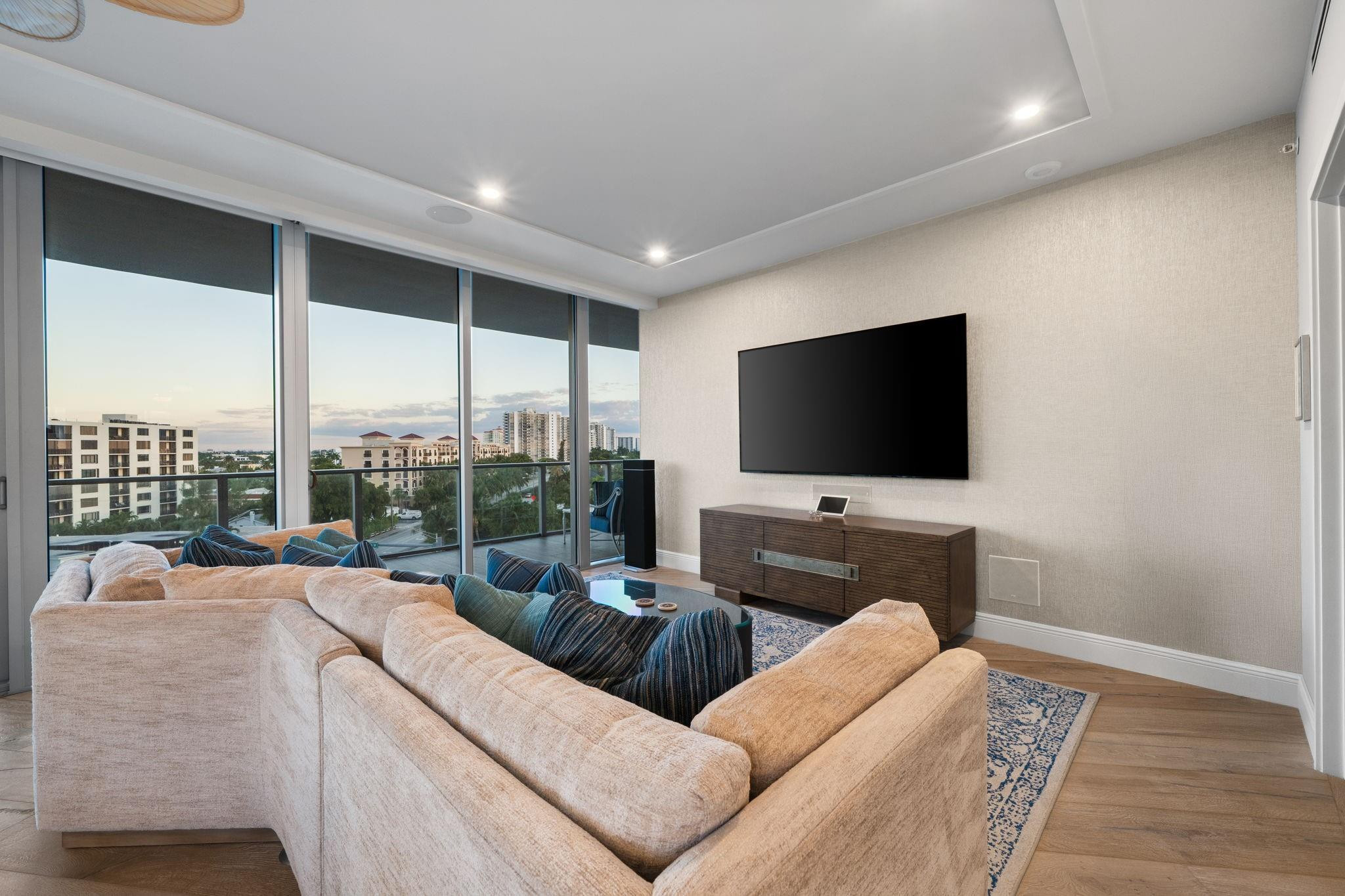 AUBERGE BEACH - Residential