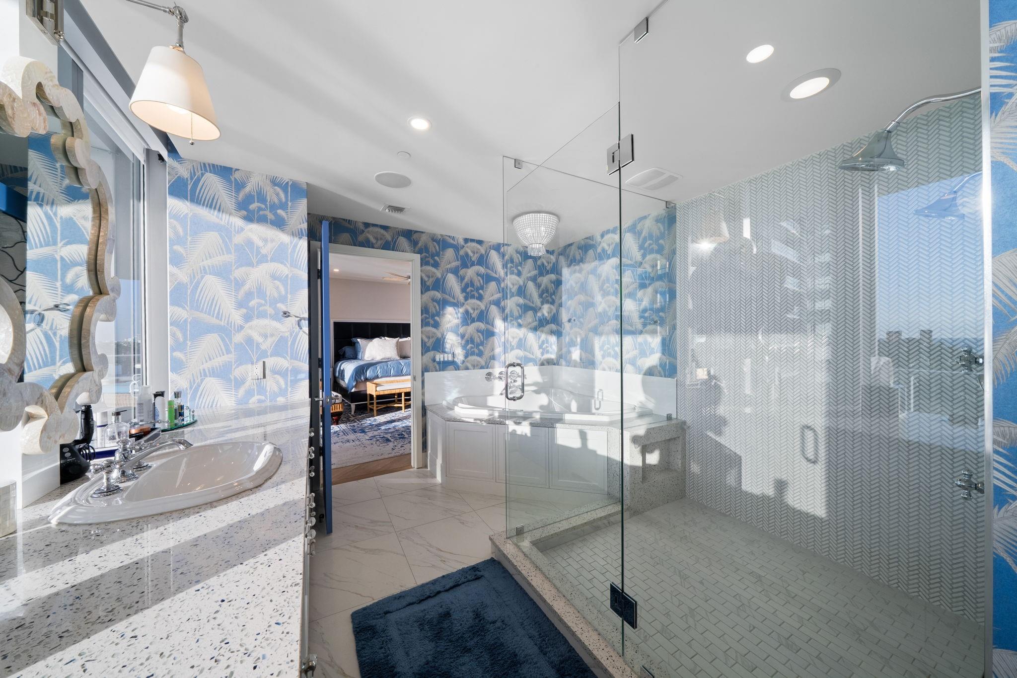 AUBERGE BEACH - Residential