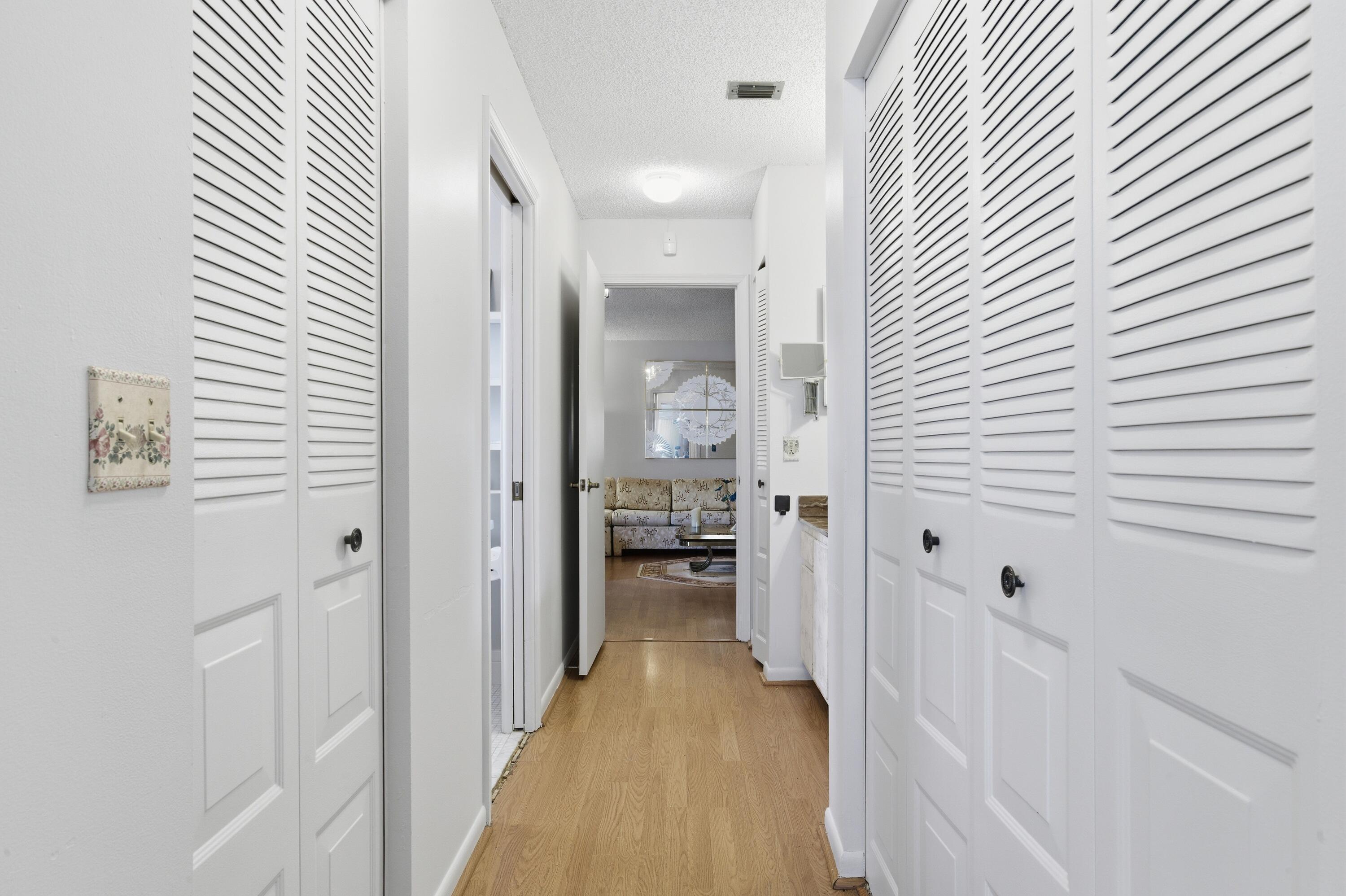 MEED RACQUET CLUB 3 - Residential