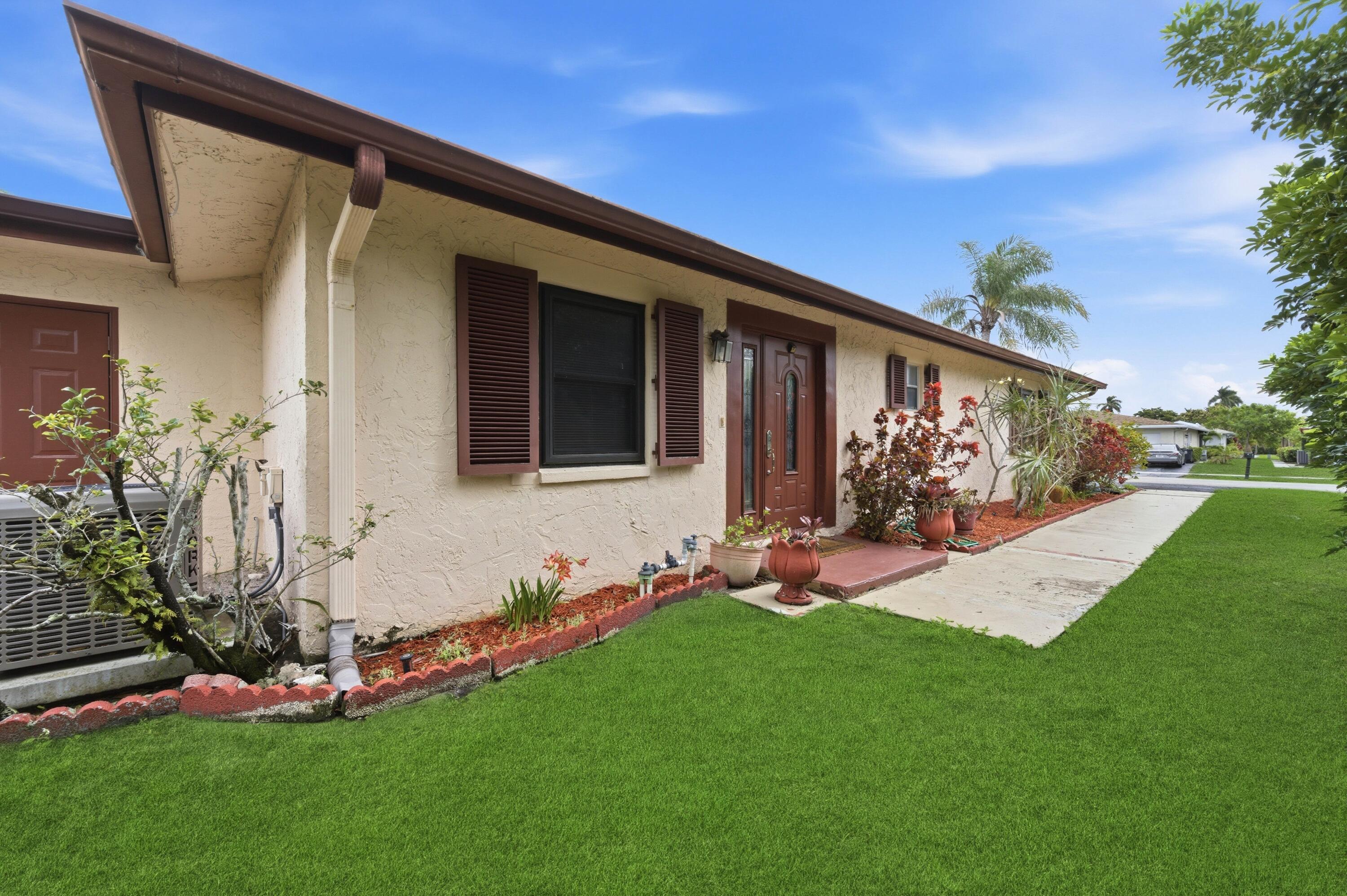 MEED RACQUET CLUB 3 - Residential