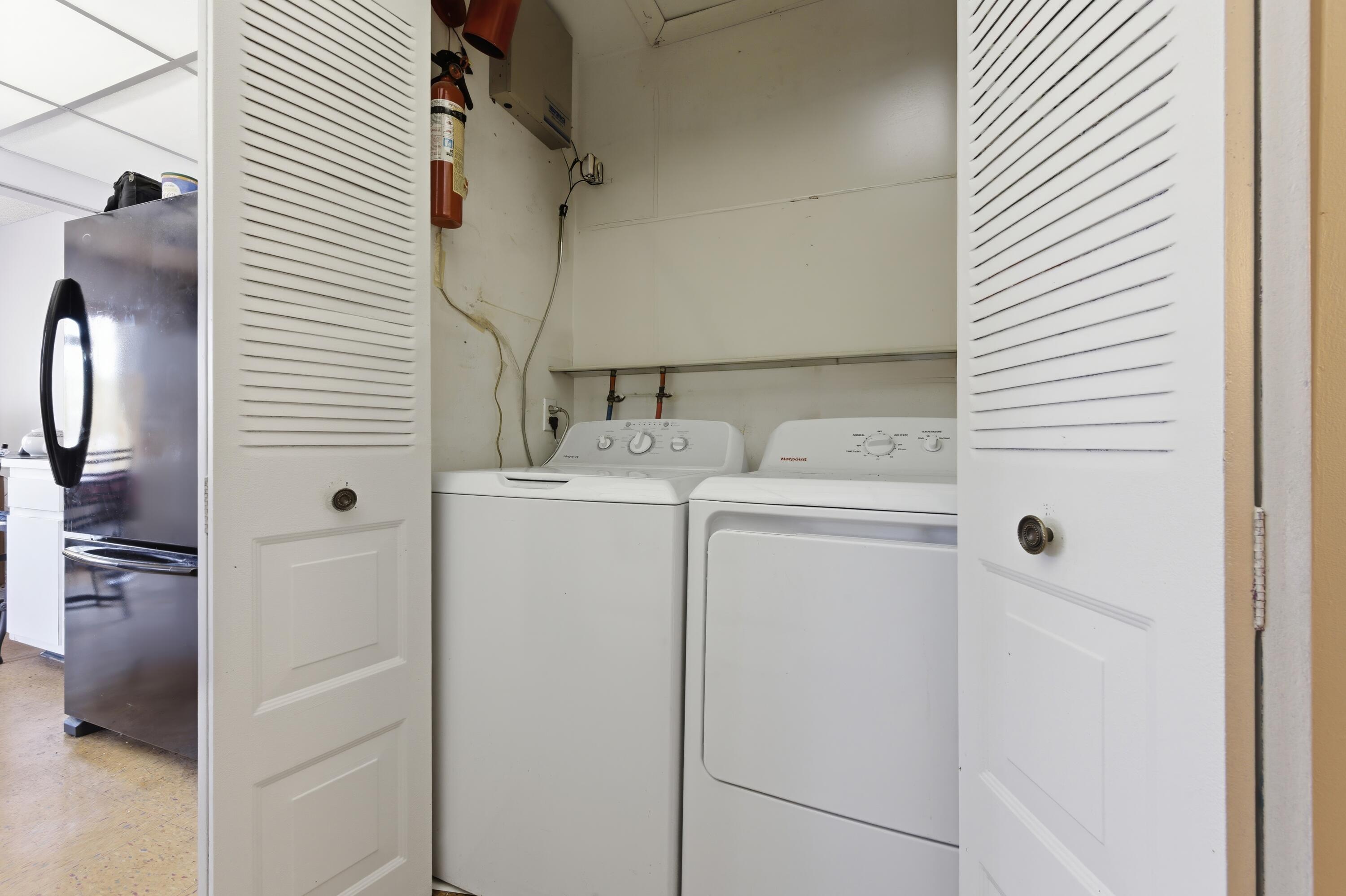 MEED RACQUET CLUB 3 - Residential