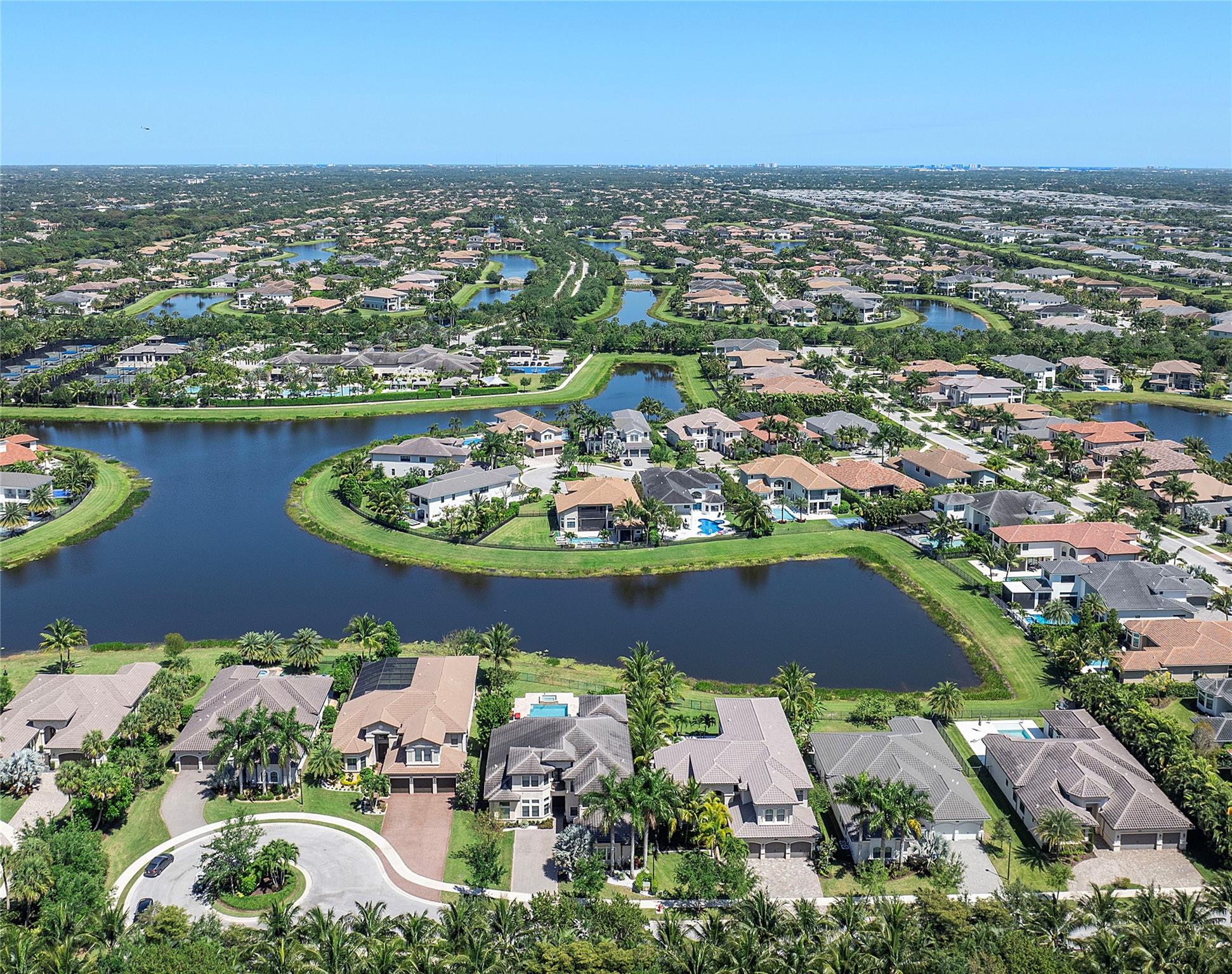 SEVEN BRIDGES - Residential