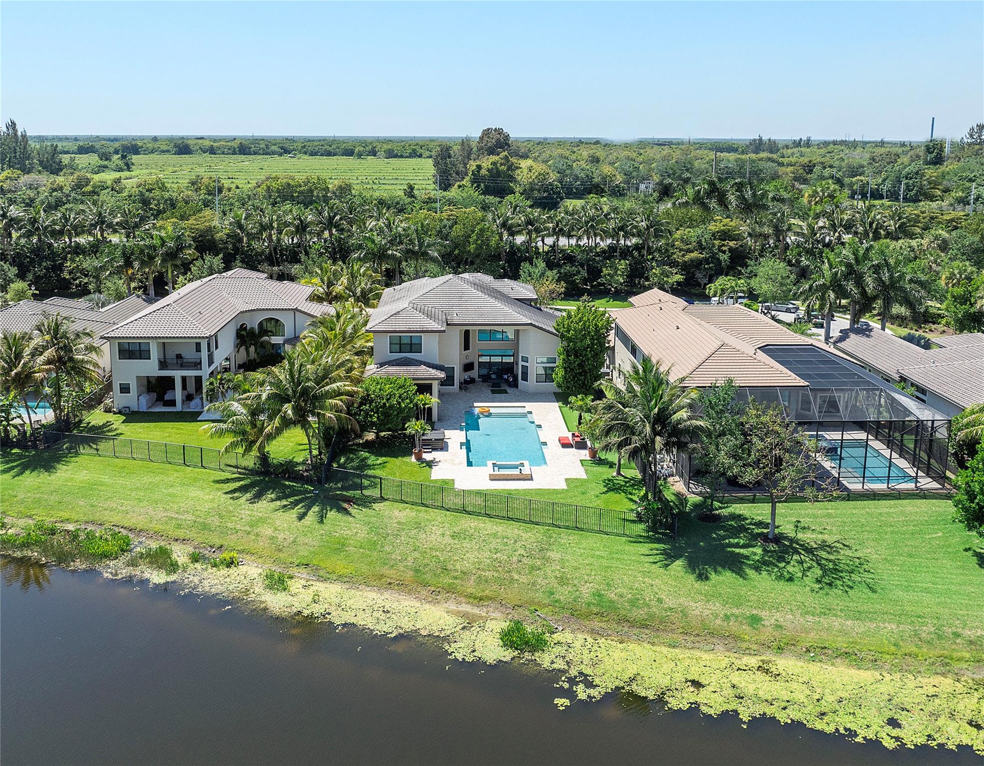 SEVEN BRIDGES - Residential