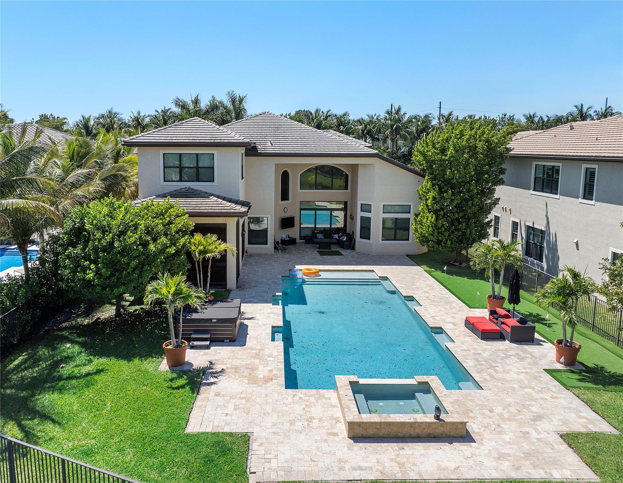 SEVEN BRIDGES - Residential