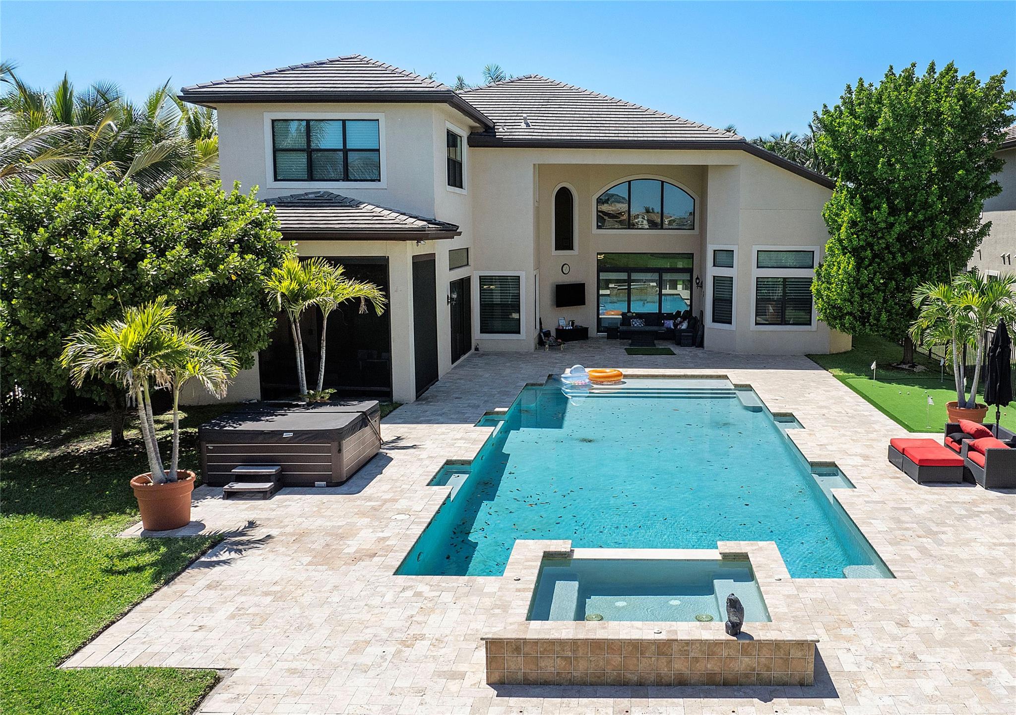 SEVEN BRIDGES - Residential