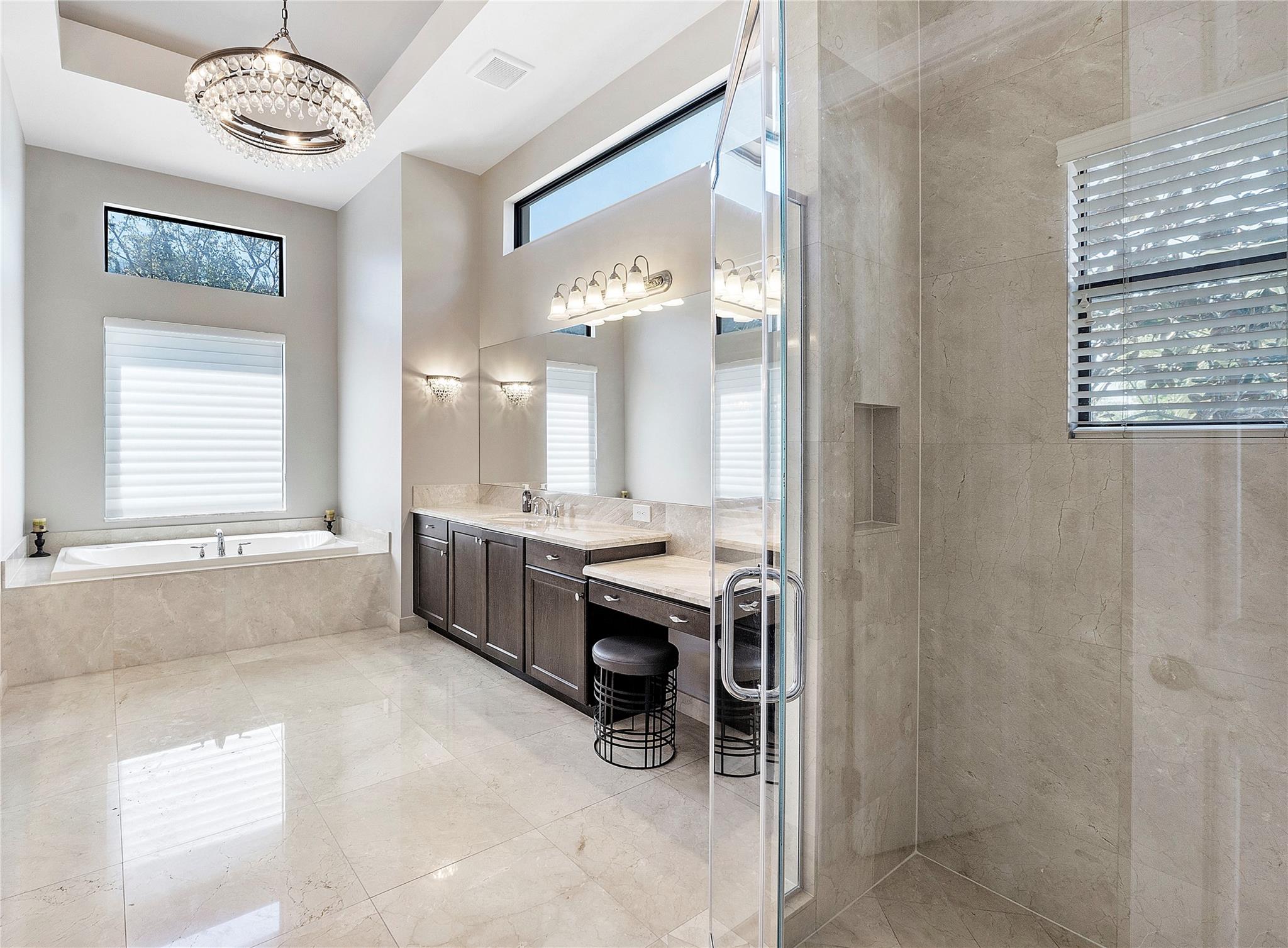 SEVEN BRIDGES - Residential