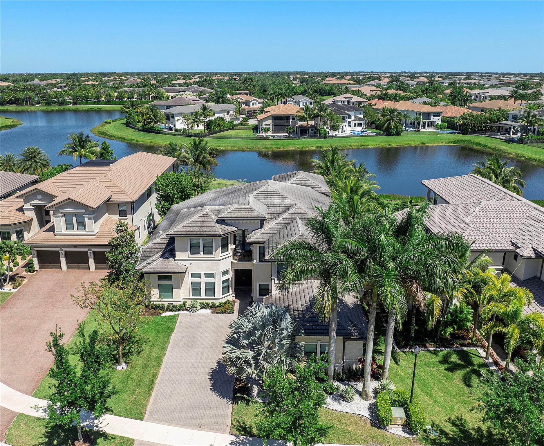 SEVEN BRIDGES - Residential