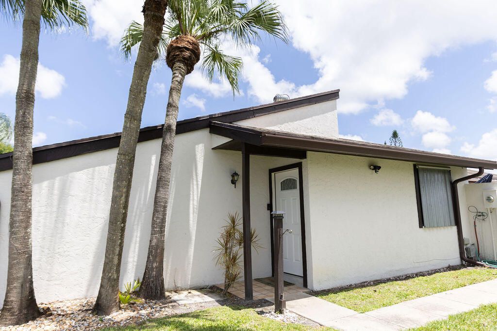 Photo of 4978 Alder Drive #B, West Palm Beach, FL 33417 (MLS # B26031041)
