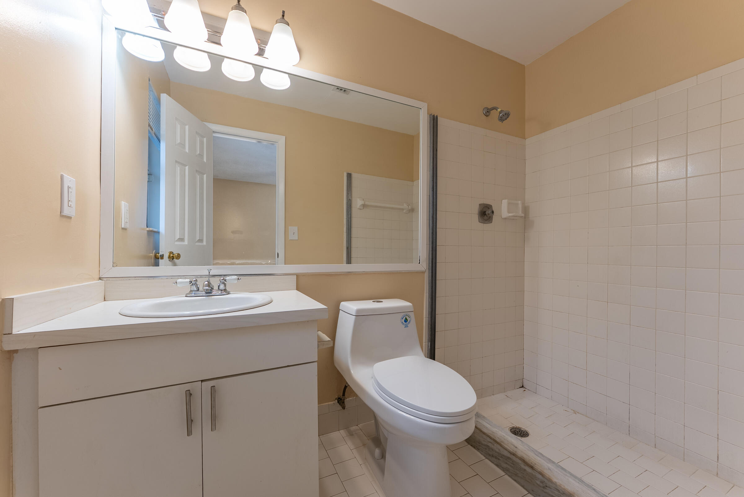 SUNNY HILLS HOMESITES - Residential