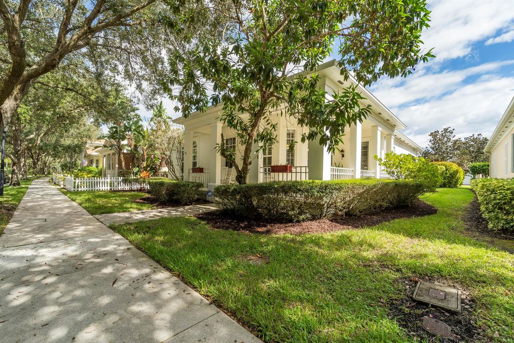 Photo of 114 Newcastle Drive, Jupiter, FL 33458 (MLS # R10929576)