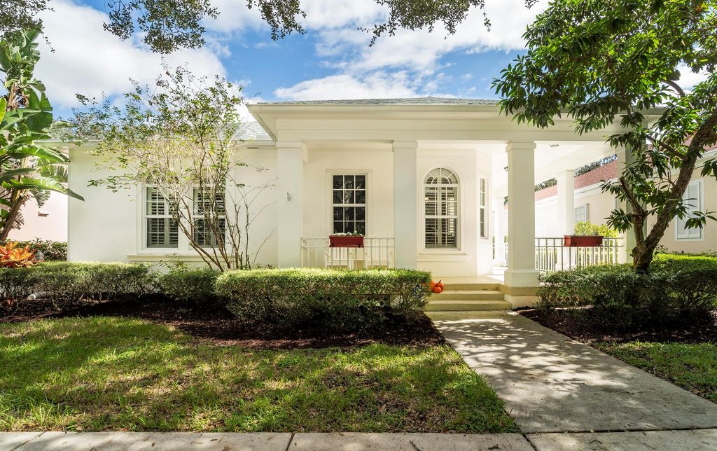 Photo of 114 Newcastle Drive, Jupiter, FL 33458 (MLS # R10929576)