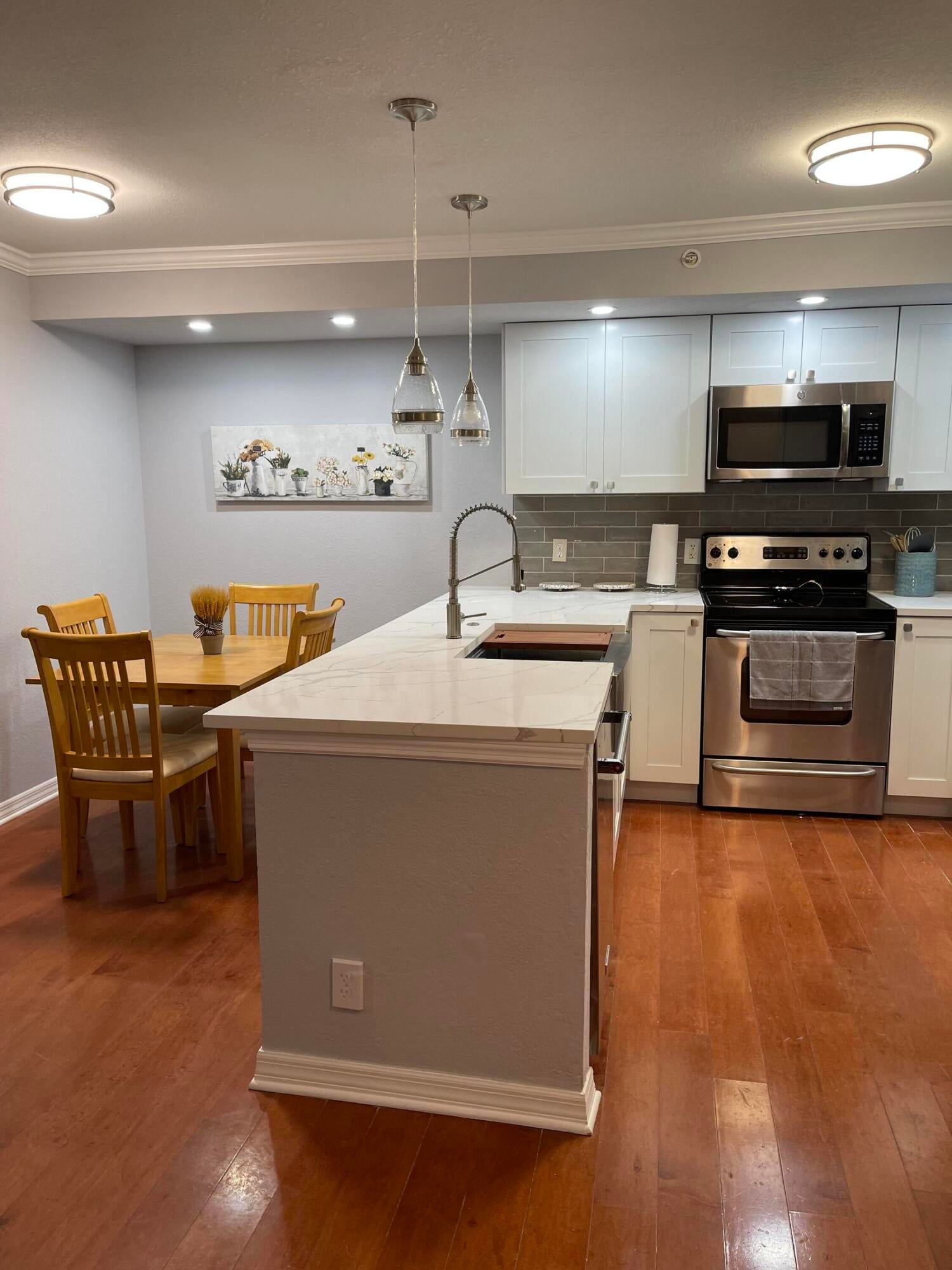 1801 N FLAGLER Drive 219