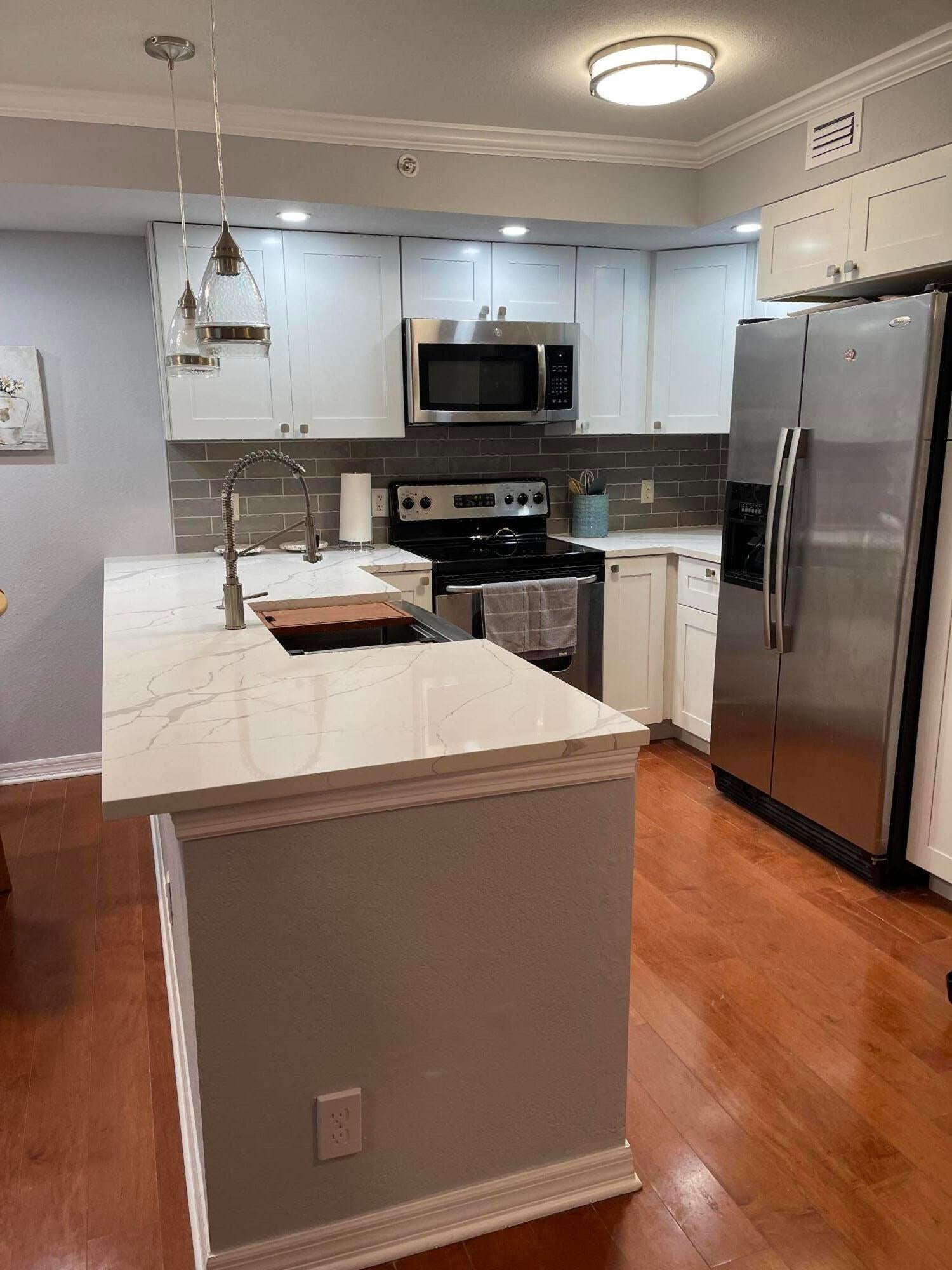 1801 N FLAGLER Drive 219