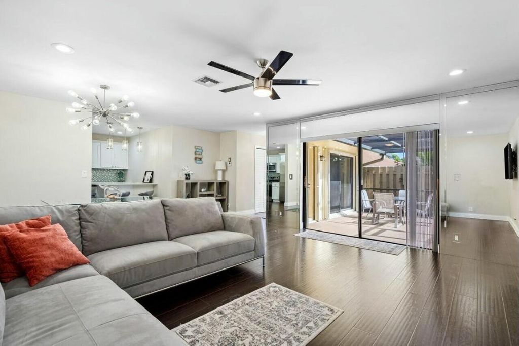 Photo of 905 NW 29th Avenue #D, Delray Beach, FL 33445 (MLS # R11083919)