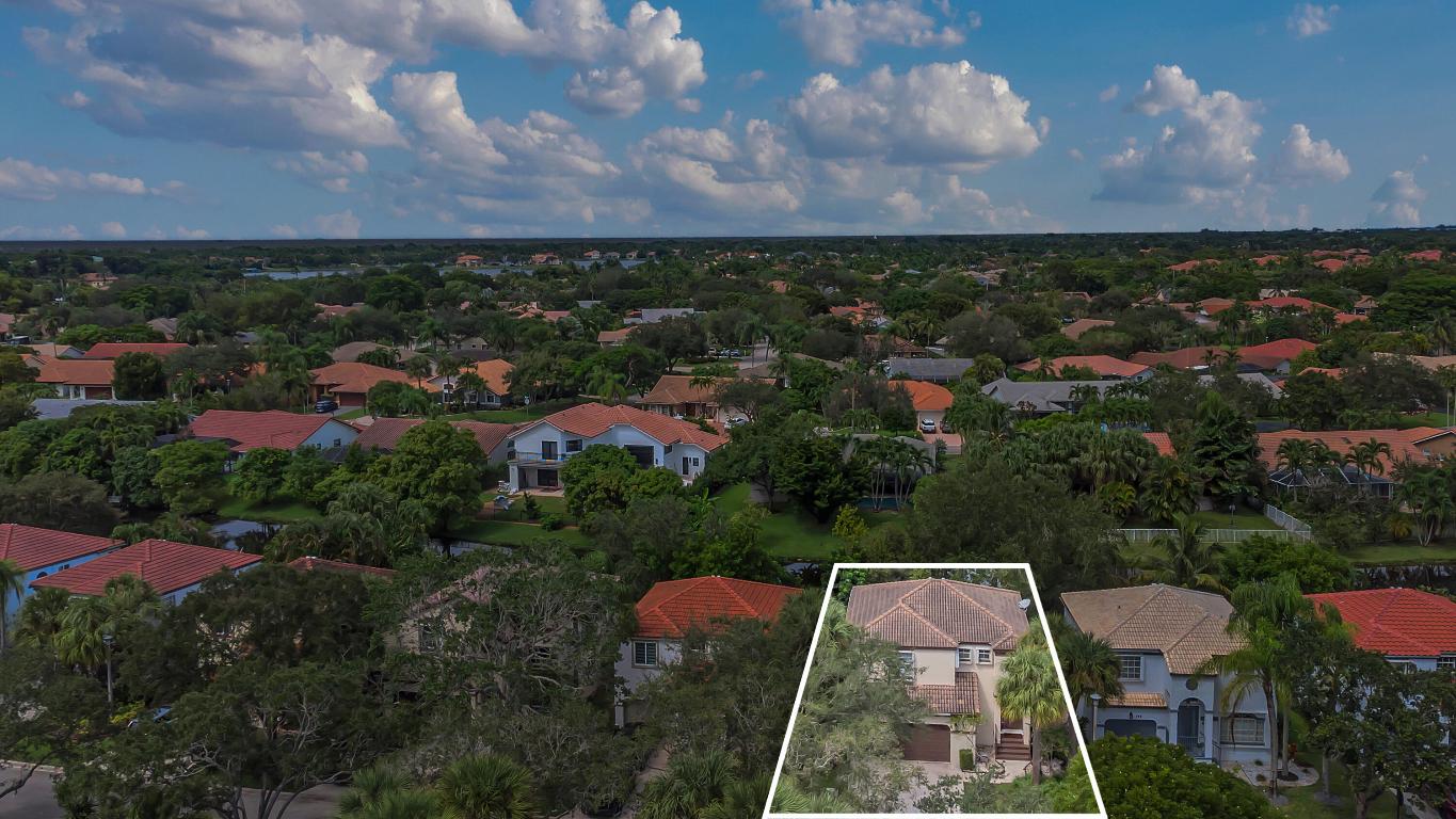 WEST GLEN MANOR - Residential