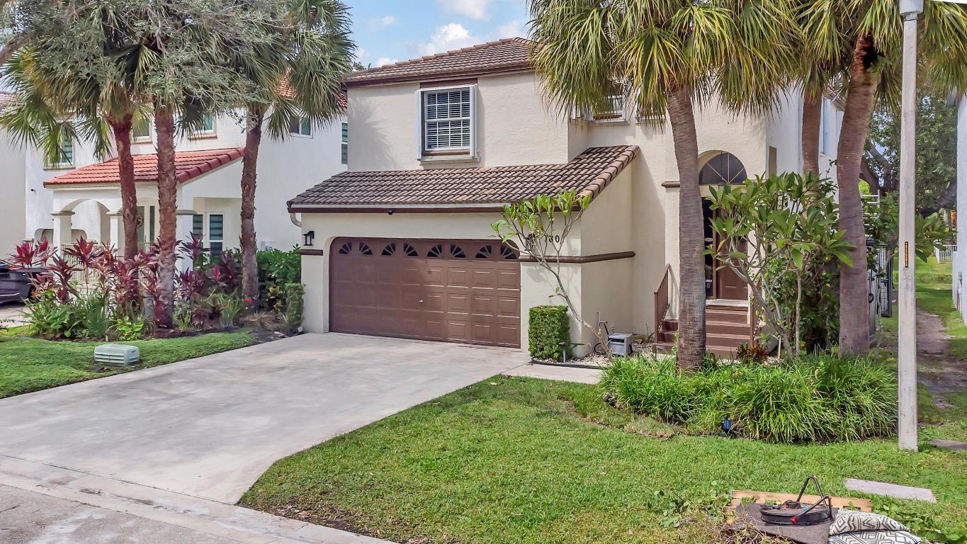 WEST GLEN MANOR - Residential