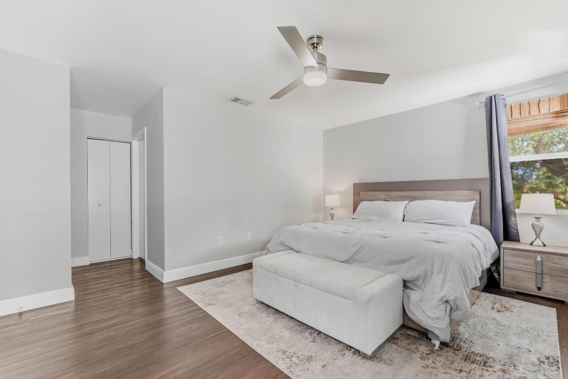 WEST GLEN MANOR - Residential